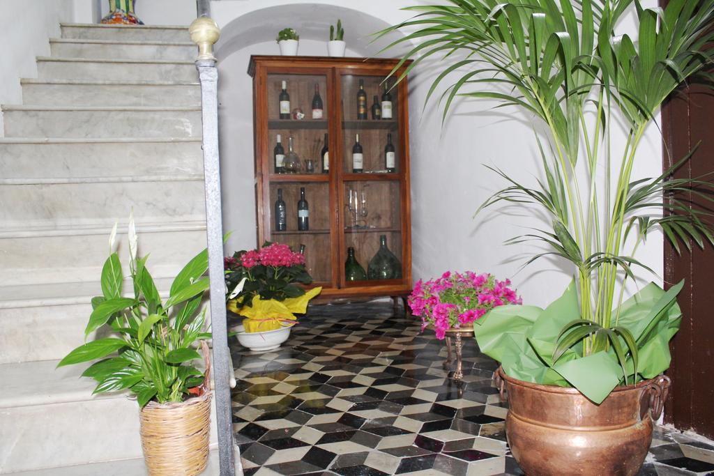 Palazzo Taormina Apartment Castellammare del Golfo Exterior foto
